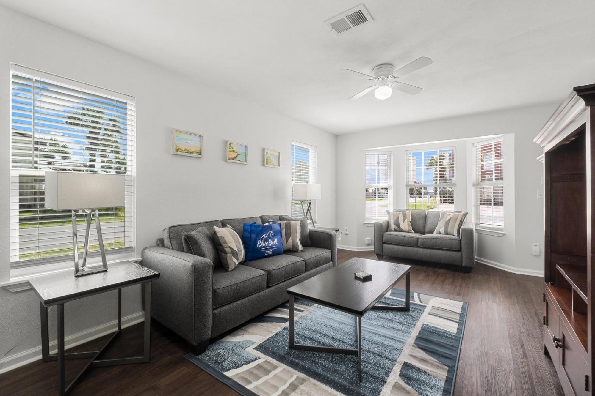 6400 Beach Dr - Seabatical A Holiday home *